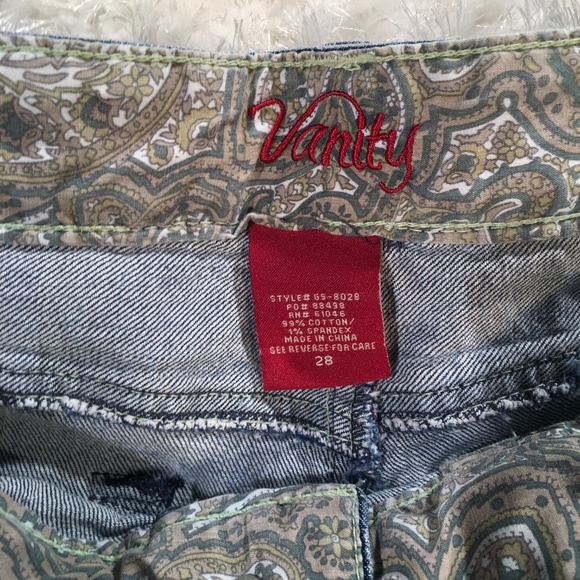 Vanity Jeans Capris Size 28 - Picture 4 of 4